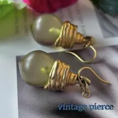 Item thumbnail for item 706063d4-de41-4b35-af2f-8451e69858be