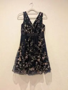 ✨️美品✨️グレイスコンチネンタル花柄レース刺繍36ネイビのサムネイル