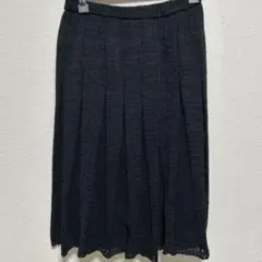 美品　PINORE 黒 プリーツスカートのサムネイル