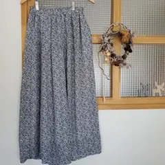 ワイドフレアーパンツ