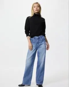 美品★ ユニクロ　ワイドストレートジーンズ　22サイズ