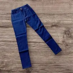 Item thumbnail for item 524e19f3-0056-4d8d-adeb-2dd3bc6f9be8