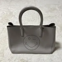 ☆美品☆ANYA HINDMARCH☆ スマイリーウィンク。ライトグレー。 楽天市場】アニヤハインドマーチ スマイリーの通販