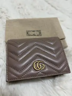 GUCCI 二つ折り財布 ベージュ
