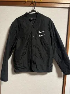 美品　Nike SWOOSH ブラックキルティングジャケット L