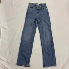 ZARA デニムパンツ ストレート ハイライズ　32のサムネイル