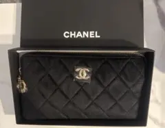 ［新品］CHANELシャネル ベルベット調 メイクアップポーチノベルティ