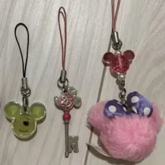 ミッキー　ミニー　キーホルダー　３個セット　バラ売可