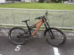 【新品】ダブルクラウンフォーク 69cm/1 1/8_ブラックマット 新品】ダブルクラウンフォーク 69cm/1 1/8_ブラックマット