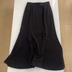 GU ブラック フレアスカート