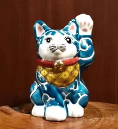 新品未使用✨招き猫 九谷焼き 友山窯 陶器製 置物 右手金運 花むらさき