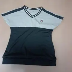 FILA Vネック Tシャツ バイカラー Mサイズのサムネイル