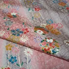 未使用の正絹着物ハギレ　１７５cm　斜め縞に雪輪・草花模様