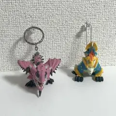 モンスターハンター　フィギュア　キーホルダー 2個セット