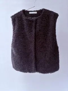 ナノユニバース　グレー　ベスト　ジレ　 ファーベスト　ボア もこもこ