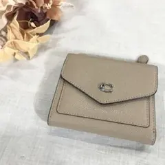 【美品】COACH コーチ ベージュ 二つ折り財布 コンパクト ミニウォレット