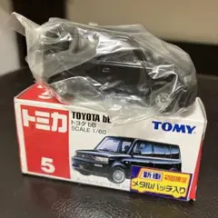 【新品未使用】トミカ No.5 トヨタ bB ブラック 赤箱　内袋付きのサムネイル