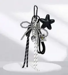 最安値！じゃらじゃらキーホルダー　レザー　星 バックチャーム　シルバー