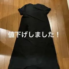 ユニクロ 黒 カットソーロングワンピース 半袖