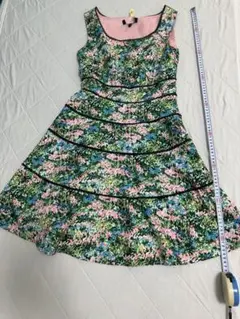 リバティプリント　ノースリーブミニワンピース