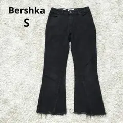 Bershka ベルシュカ フレア ブラックデニム カットオフ 36 S