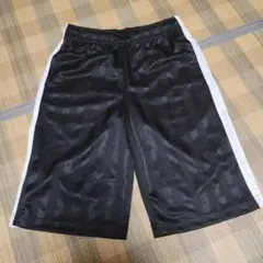 バスケットボールパンツ 170サイズ 黒　体操着　スポーツウェア　ハーフパンツ