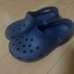 Crocs クロックス サンダル ネイビー　23cmのサムネイル