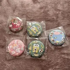 サンリオ　刺繍缶バッジ　食玩