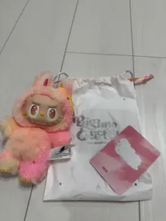 POP MART Big into Eggy ラブブ