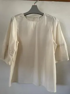 Lugnoncure アイボリー 五分袖シャツ