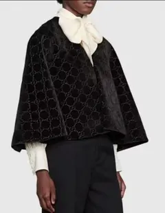 2025年最新】GUCCI ポンチョ・ケープコートの人気アイテム - メルカリ