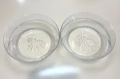 ⭐︎最終値下げ⭐︎ガラスの小皿(深皿) 梅柄　2個セット　昭和レトロ