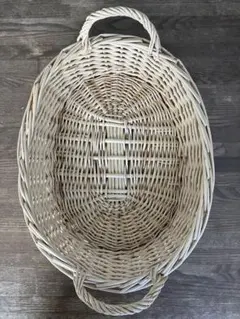 大きめ　バスケット　ナチュラルな生成り色