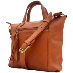 美品　ダコタ　ショルダーバッグ　2way　レザー　キャメル　ロゴ　斜め掛け◎