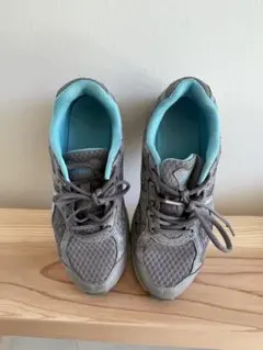 ASICS アシックススニーカー24センチ　グレー