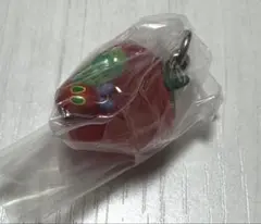 【匿名配送】 はらぺこあおむし めじるしアクセサリー イチゴ ガチャ