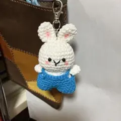 ハンドメイド あみぐるみ うさぎ キーホルダー
