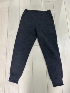 ユニクロ　ブロックテックフリースパンツ