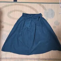 スカート　リボン　ダークグリーン　深緑　Earth　スエード調　ベロア調