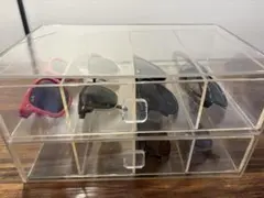 サングラス収納ケース 透明 アクリル製（※サングラスは付きません）