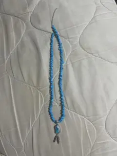 ターコイズフェザーネックレス