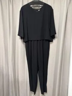 beauty&youth united arrows 黒 Vネックオールインワン