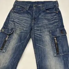 Item thumbnail for item 2c04e3e8-f568-4361-ac91-8358872a01a1