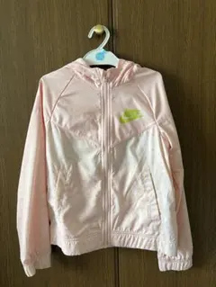 NIKE キッズ ウィンドブレーカー ピンクのサムネイル