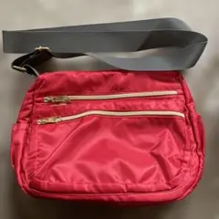 ナイロン ショルダーバッグ レッド 多収納