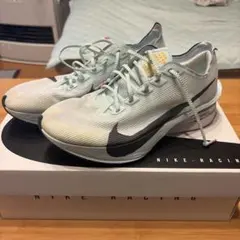 ナイキ ヴェイパーフライ4 24cm