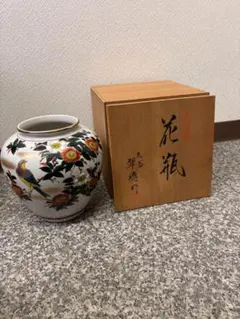 九谷焼 花瓶 鷹図 木箱入り - メルカリ