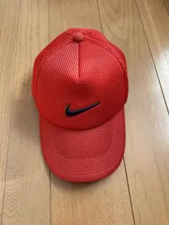 Nike 赤 メッシュキャップ