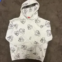 【正規品】【川口春奈愛用】Supreme ライトグレーパーカーMサイズ 正規品】【川口春奈愛用】Supreme ライトグレーパーカーMサイズ
