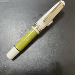 新品未使用 セーラー万年筆 URARAうらら EF 極細字 新品未使用 セーラー万年筆 URARAうらら EF 極細字